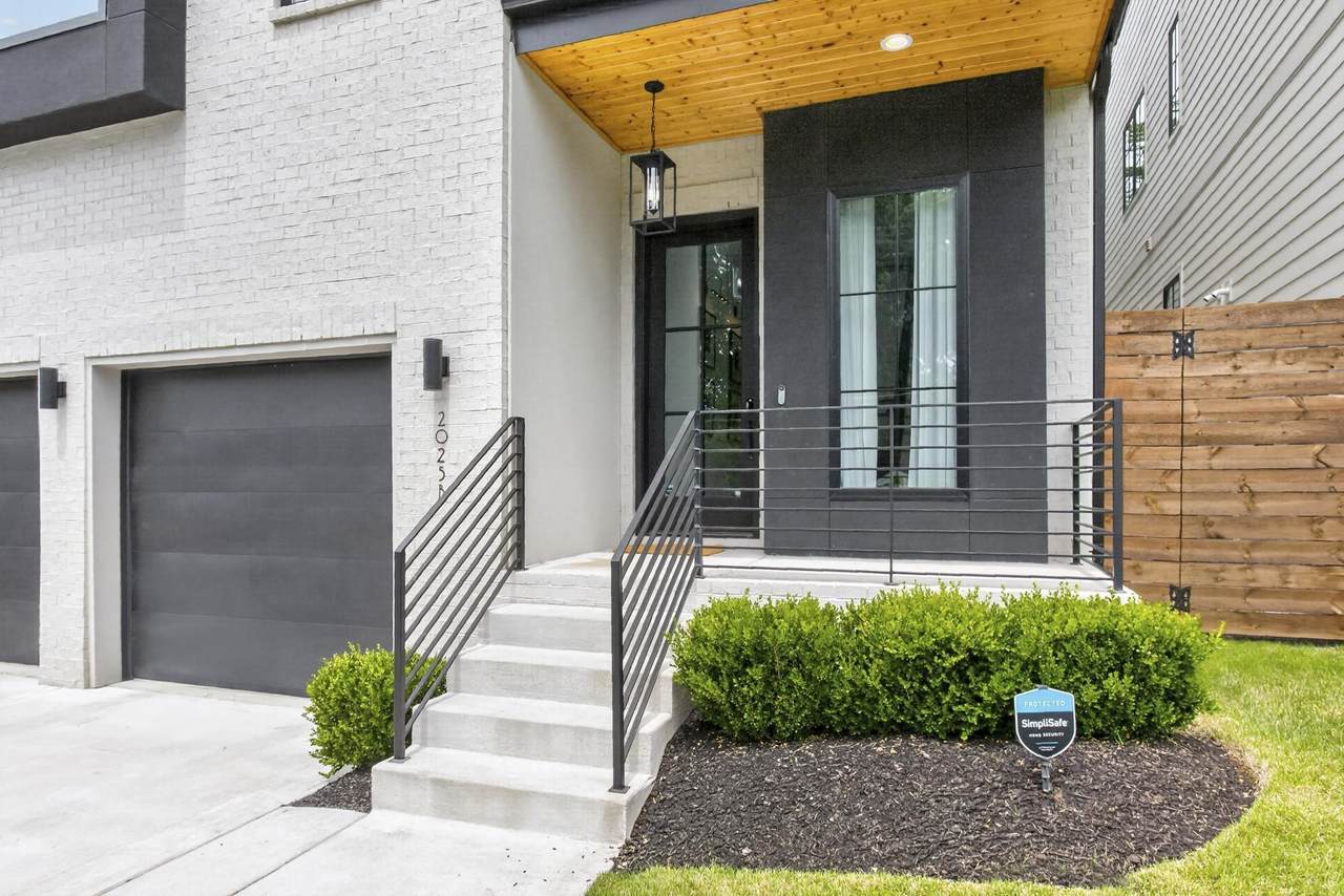 https://bt-photos.global.ssl.fastly.net/nashville/1280_boomver_1_RTC3186894-1.jpg
