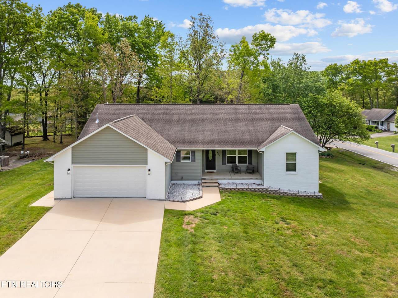 455 Carriage Drive - Photo 1