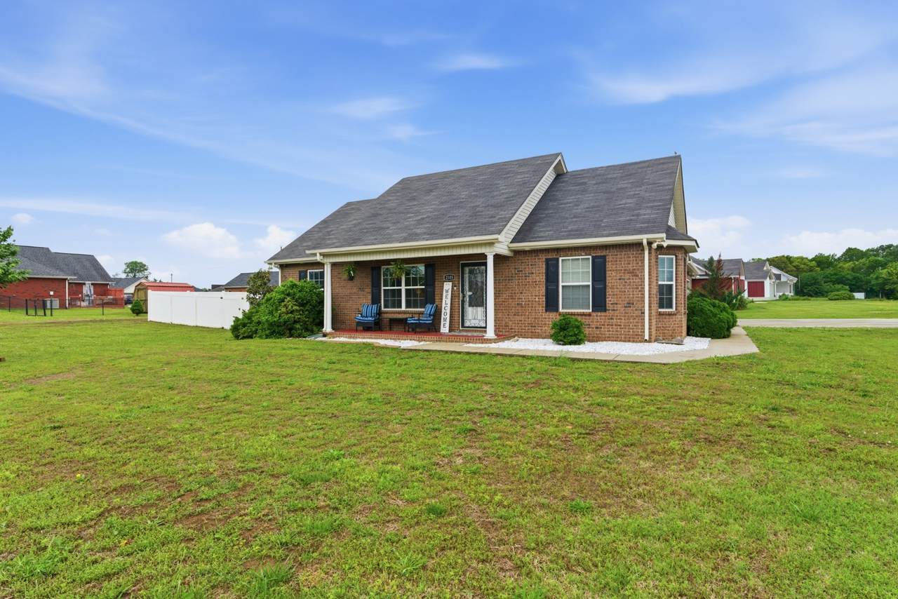 https://bt-photos.global.ssl.fastly.net/nashville/1280_boomver_1_RTC3187040-1.jpg