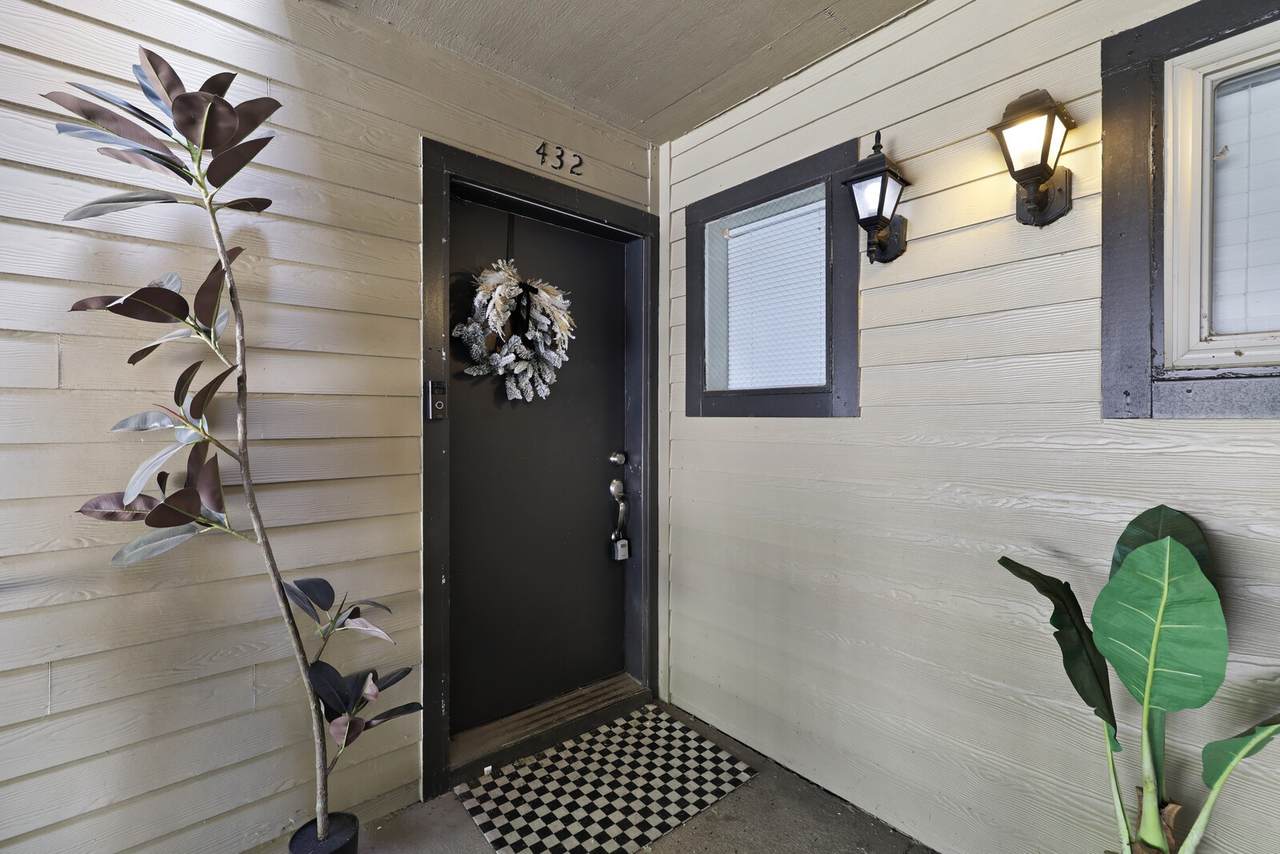 432 Summit Ridge Pl - Photo 1
