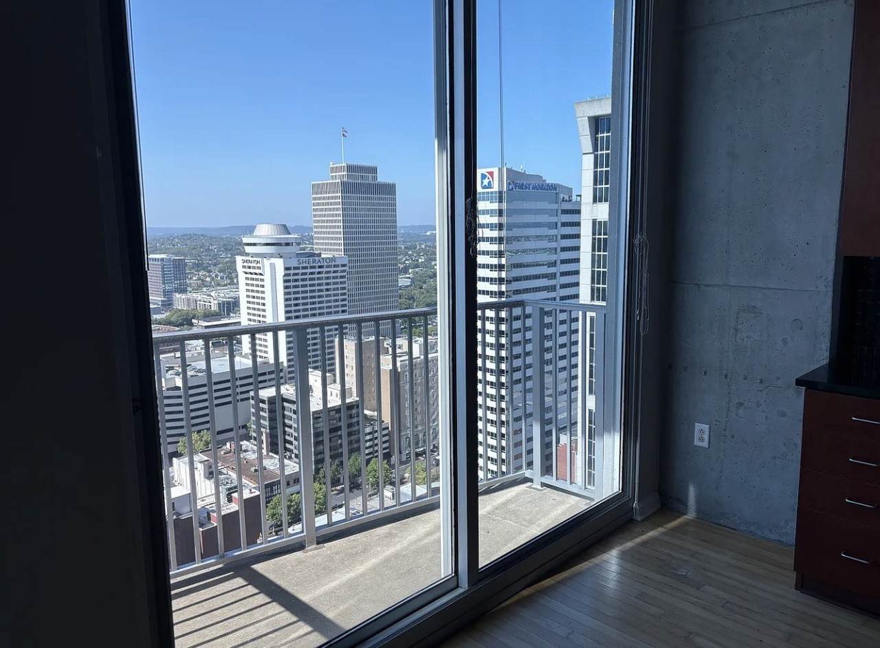 https://bt-photos.global.ssl.fastly.net/nashville/1280_boomver_1_RTC3189542-1.jpg