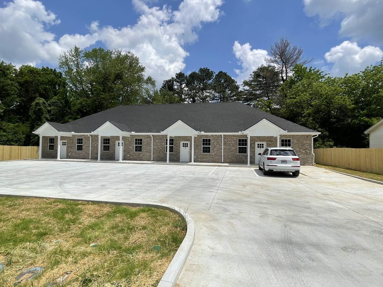 https://bt-photos.global.ssl.fastly.net/nashville/1280_boomver_1_RTC3190098-1.jpg