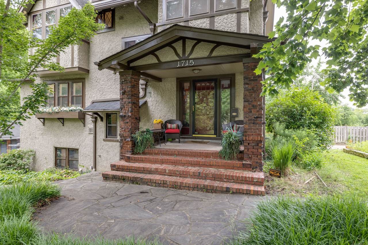 1715 Cedar Ln - Photo 1