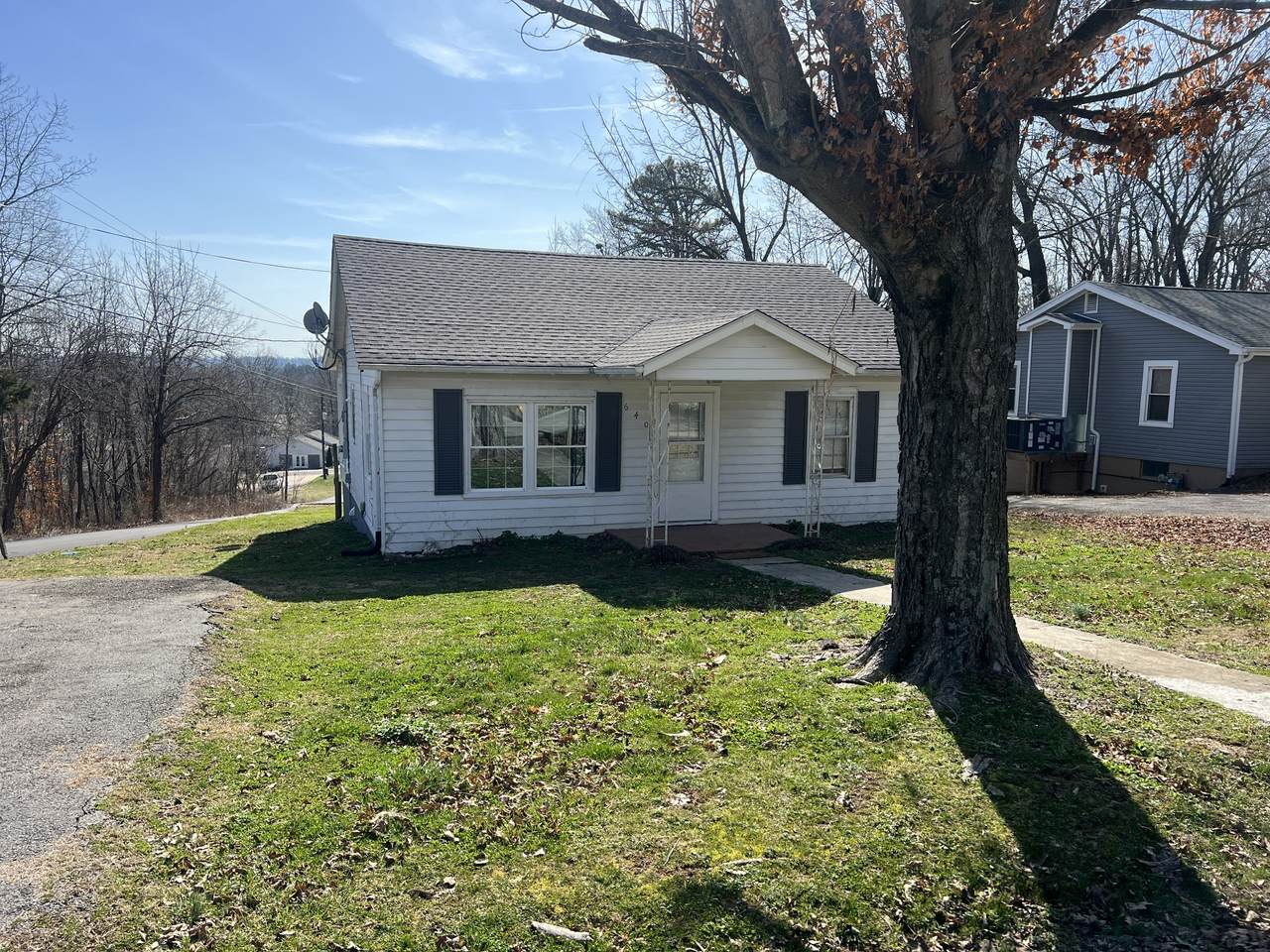 640 Highpoint Dr - Photo 1