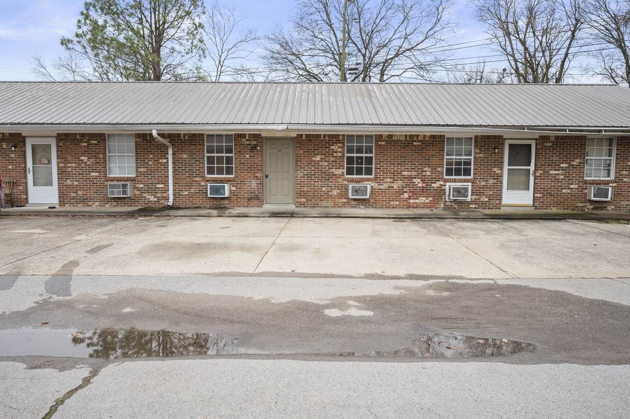 101 Walnut St - Photo 1