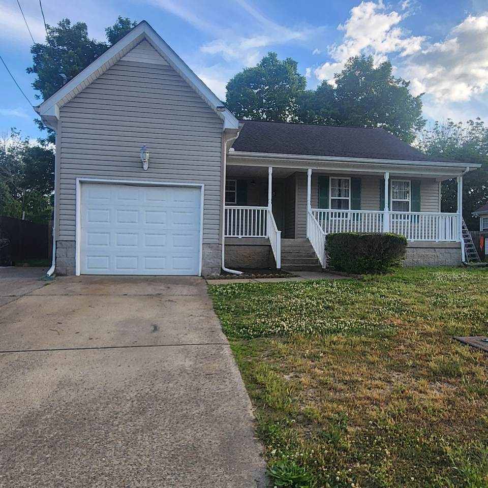 1420 Laurel Oak Dr - Photo 1