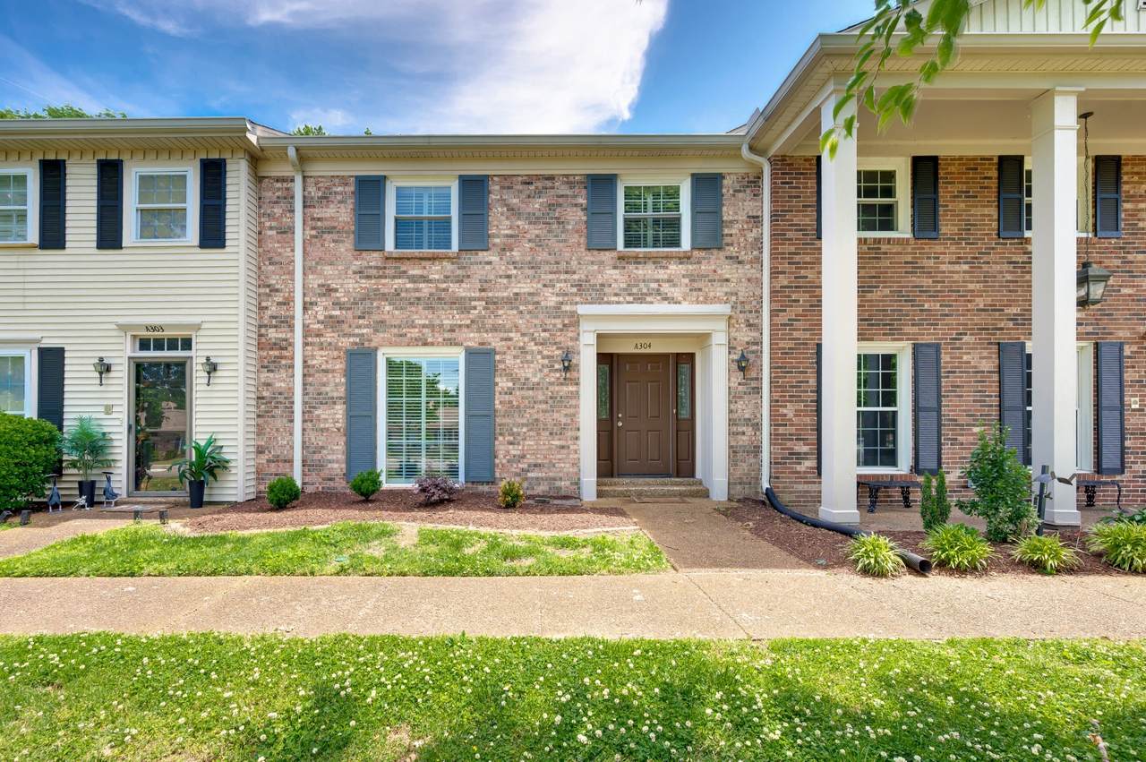 8300 Sawyer Brown Rd - Photo 1