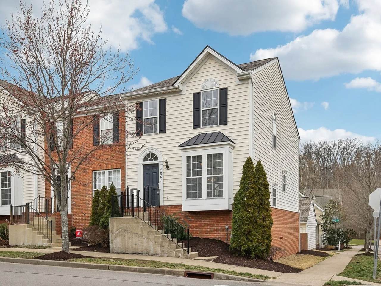 7841 Heaton Way - Photo 1