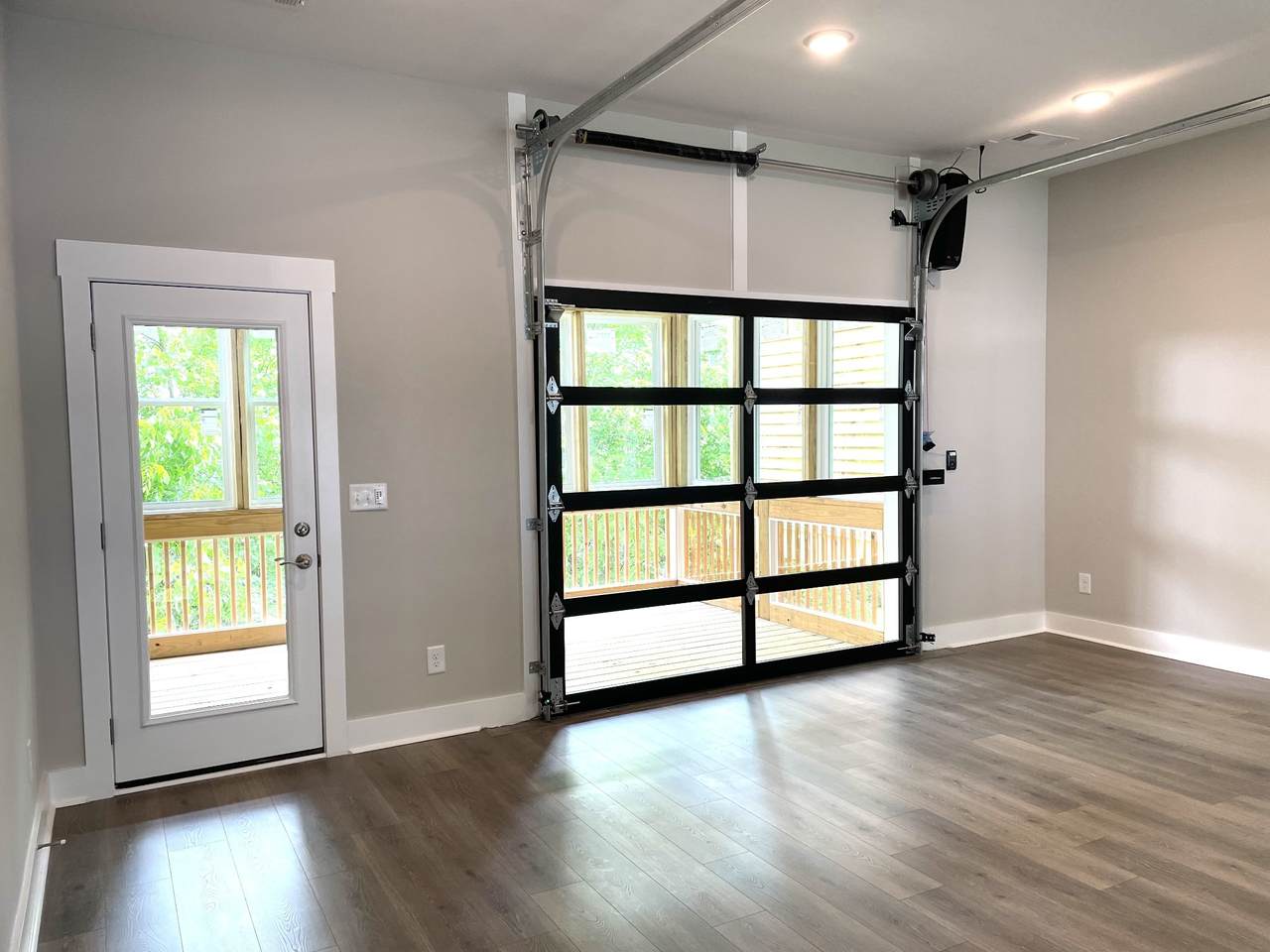 https://bt-photos.global.ssl.fastly.net/nashville/1280_boomver_1_RTC3191330-1.jpg