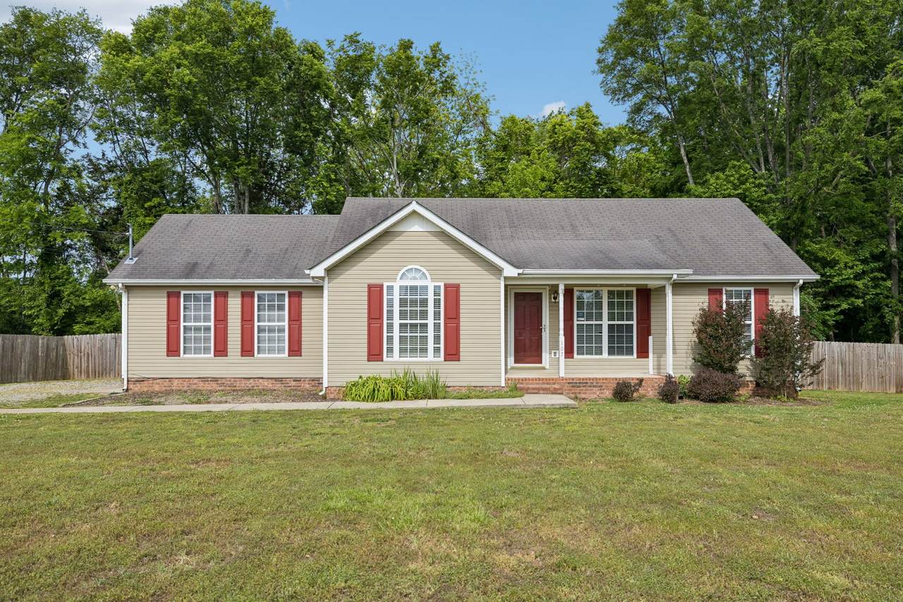 107 Bedford Ct - Photo 1