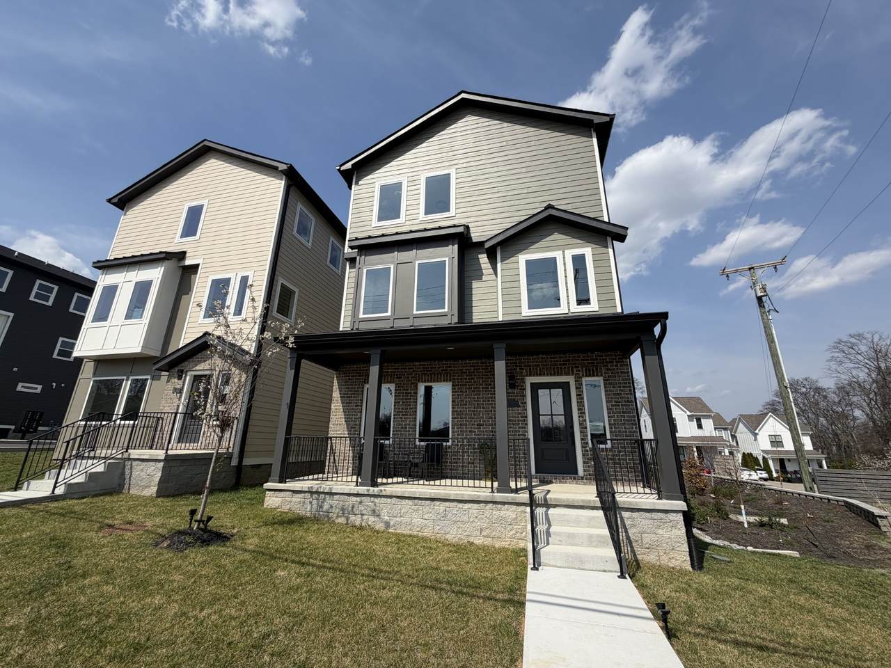 6120 Robertson Ave - Photo 1