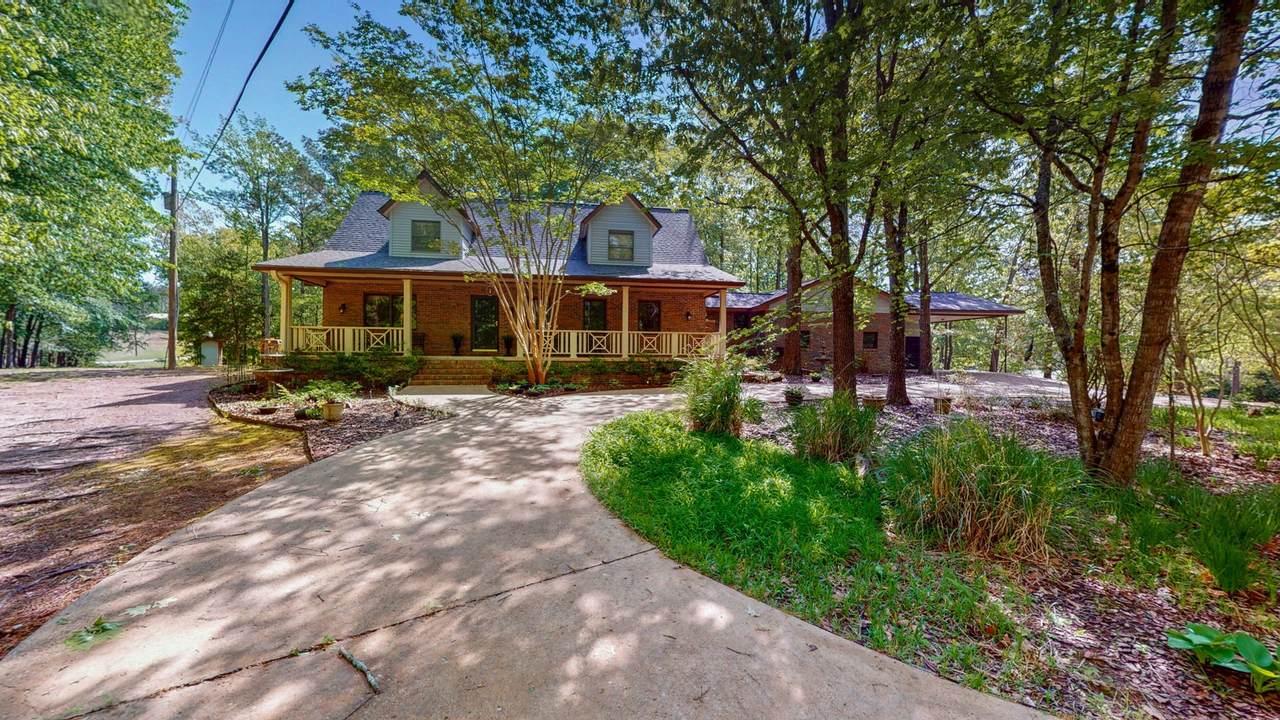 35 Davis Rd - Photo 1