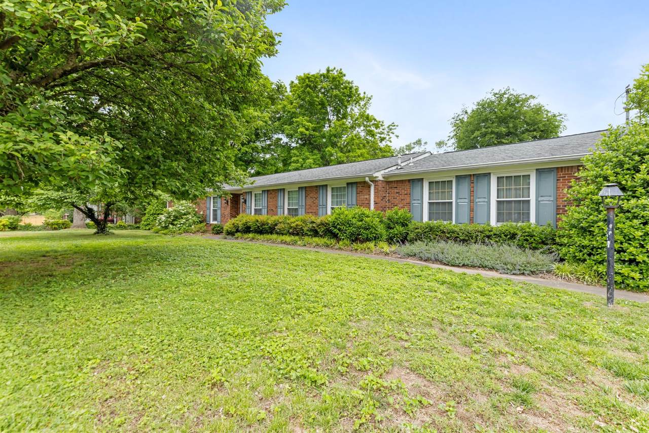 104 Fairmont Dr - Photo 1