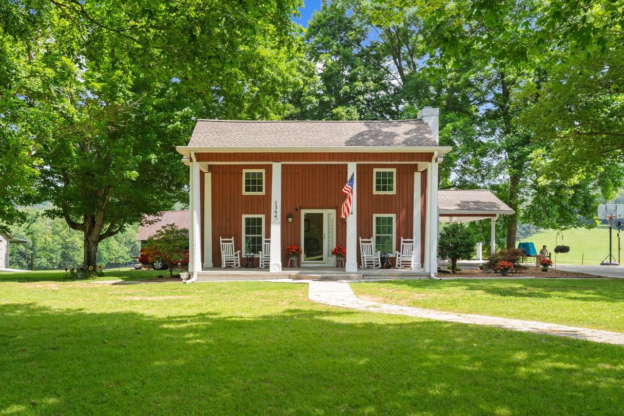 1364 Country Club Rd - Photo 1