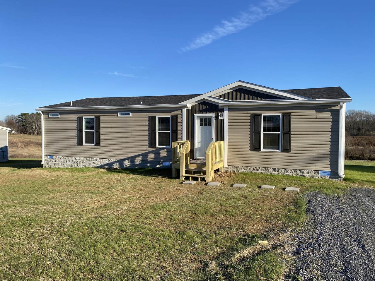 1690 Gamaliel Rd - Photo 1