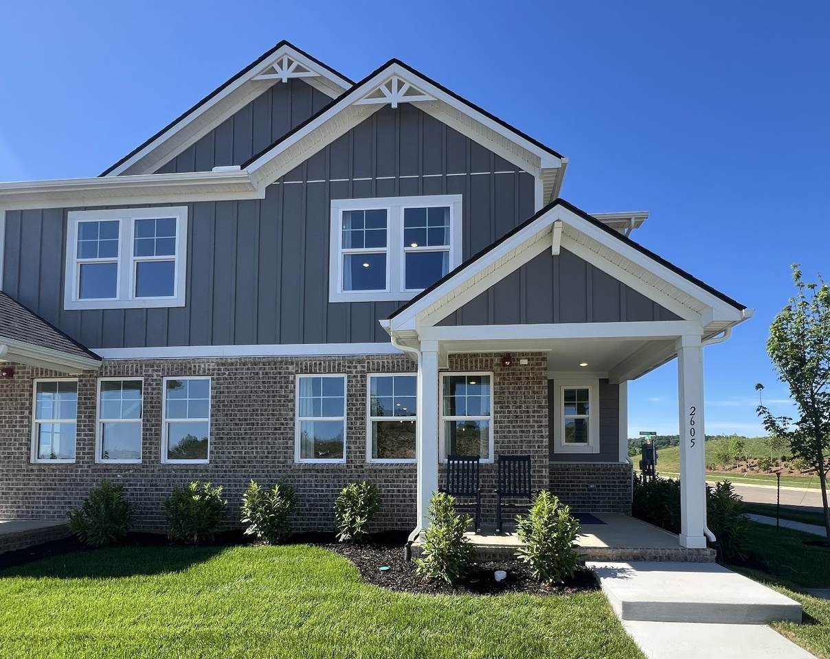 2573 Peaceful Valley Dr - Photo 1