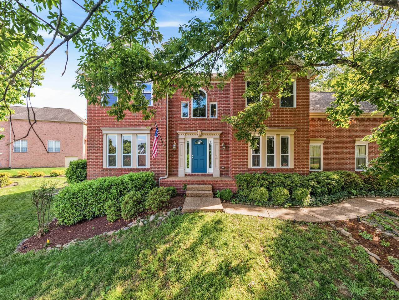 103 Masters Ct - Photo 1