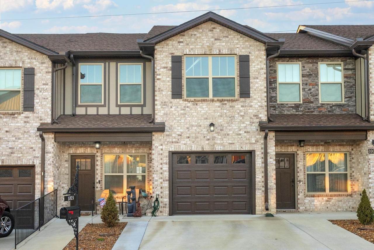 1003 Villa Cir - Photo 1