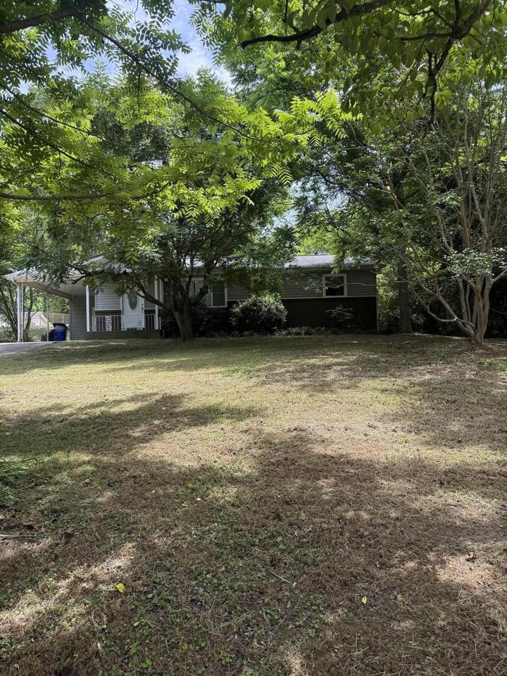 2725 Carroll Avenue - Photo 1
