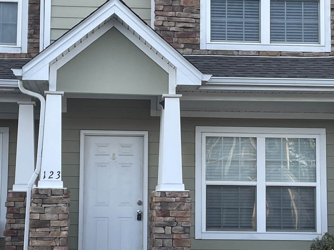123 Cobblestone Place Dr - Photo 1