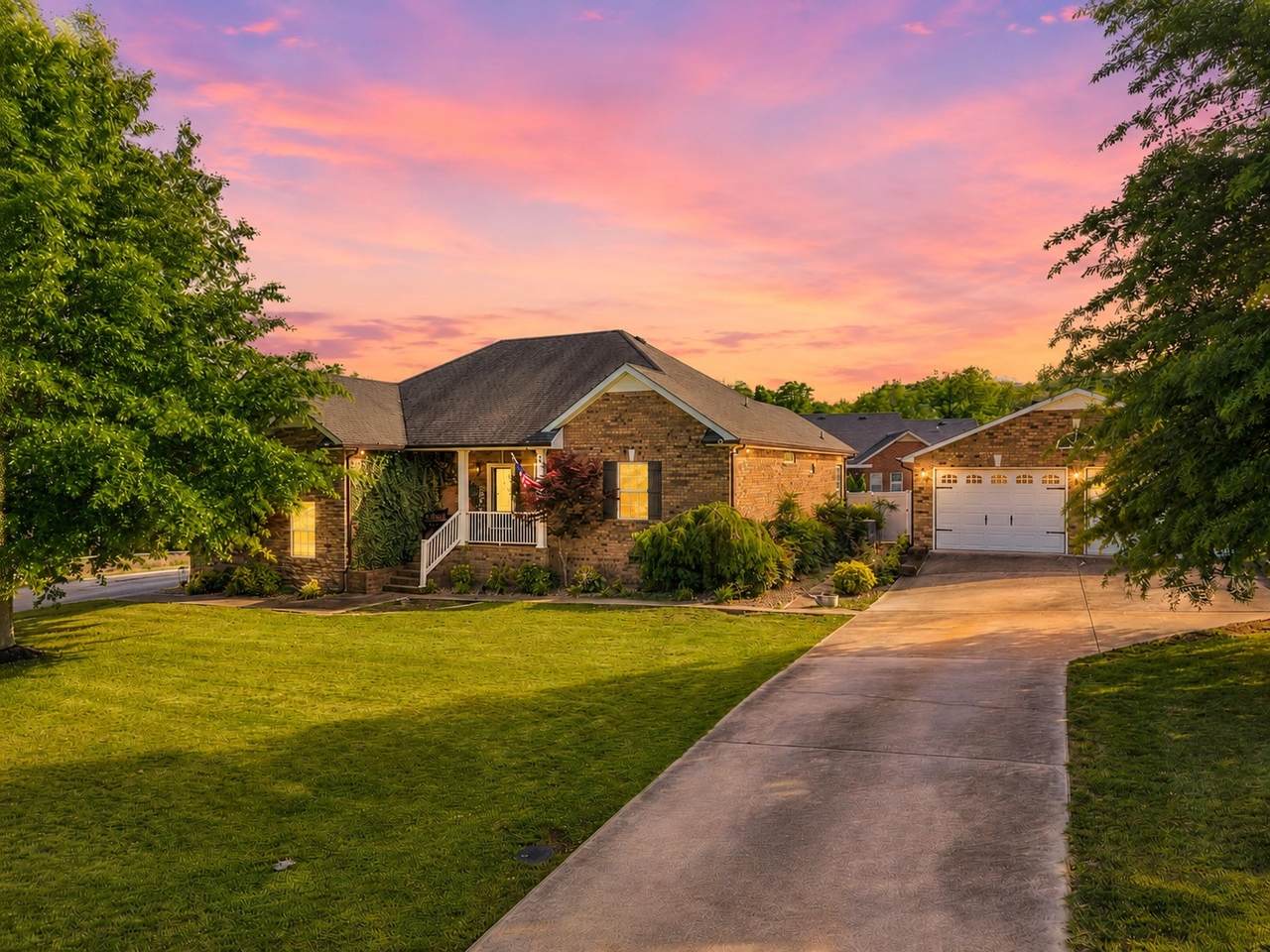 148 Pin Oak Dr - Photo 1