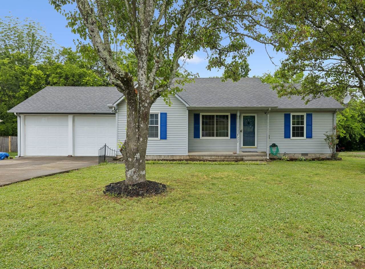 332 Kelsey Ct - Photo 1