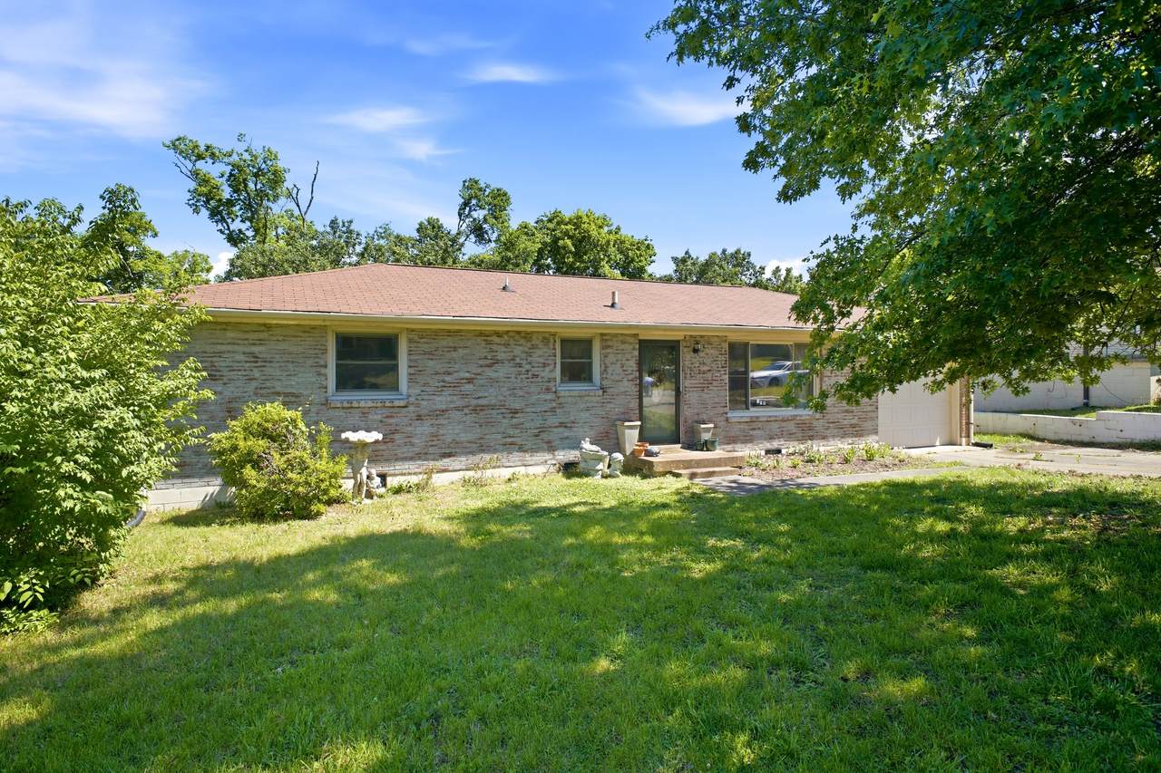3231 Masonwood Dr - Photo 1