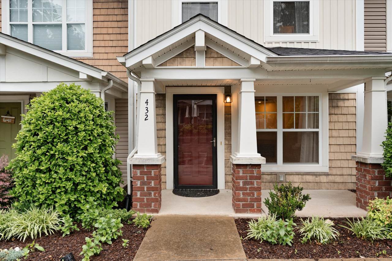 432 Shadow Glen Dr - Photo 1