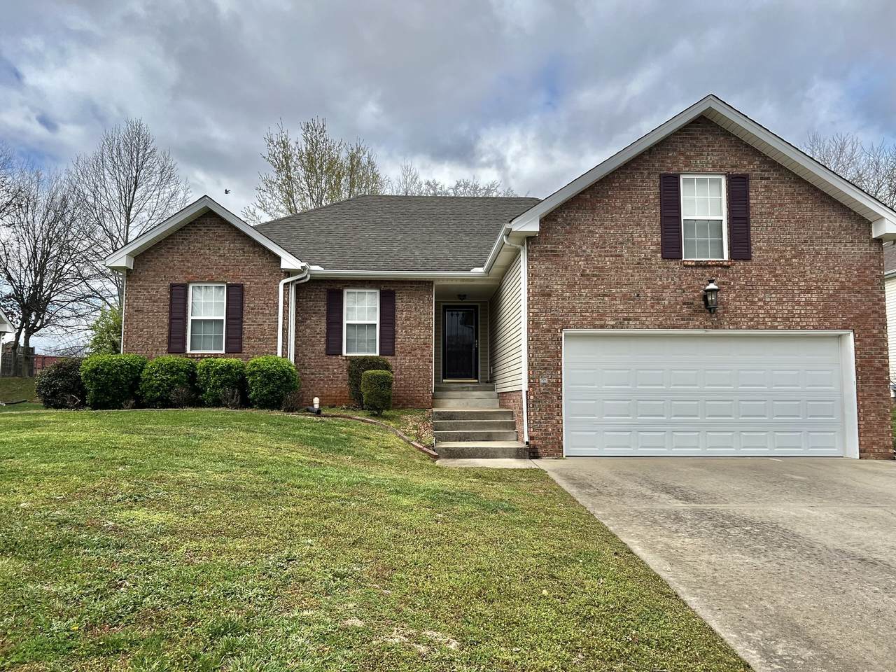 3427 Poplar Hill - Photo 1