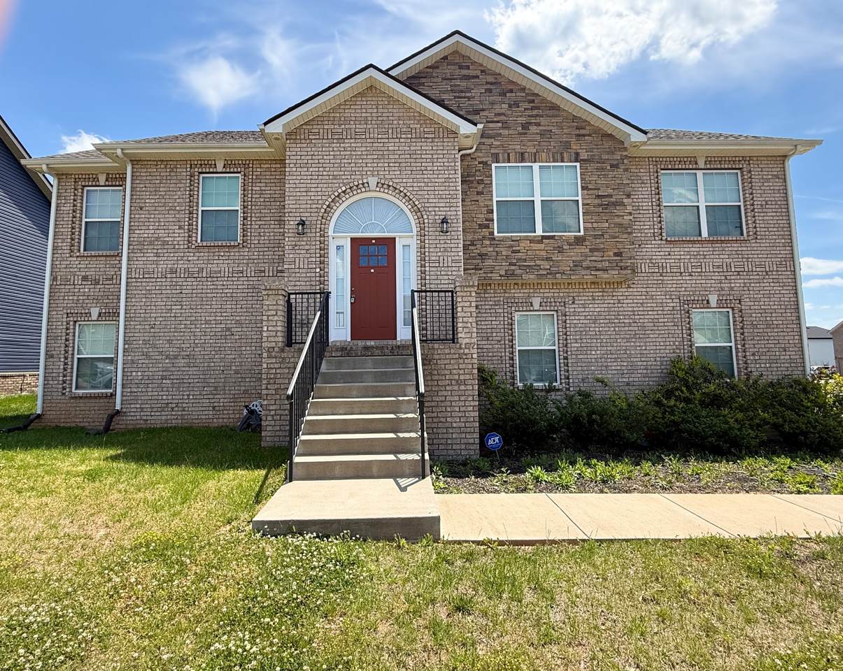 350 Dugger Dr - Photo 1