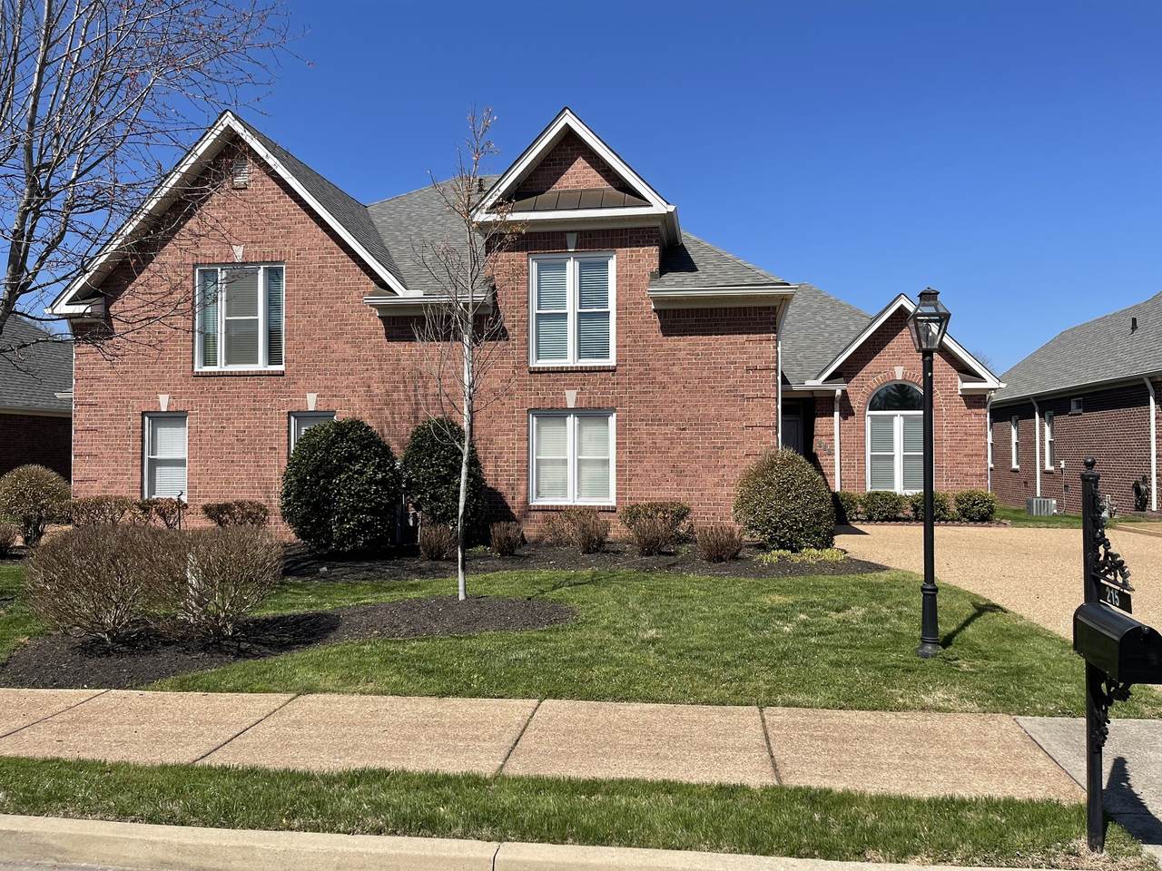 215 Stoners Glen Ct - Photo 1