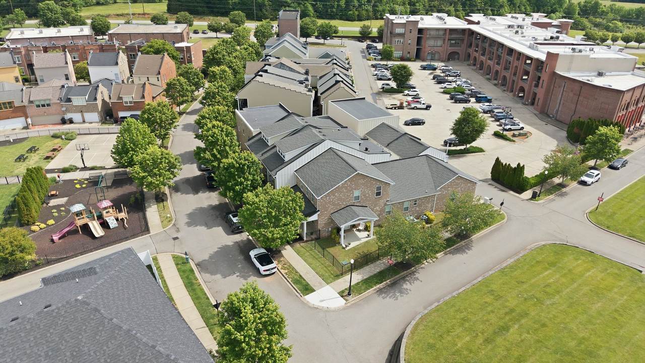 https://bt-photos.global.ssl.fastly.net/nashville/1280_boomver_1_RTC3208108-1.jpg