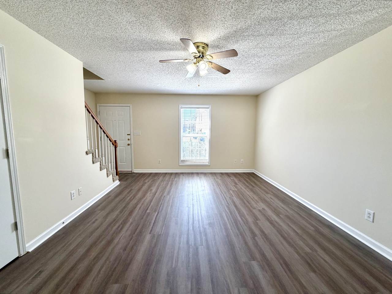 https://bt-photos.global.ssl.fastly.net/nashville/1280_boomver_1_RTC3208167-1.jpg