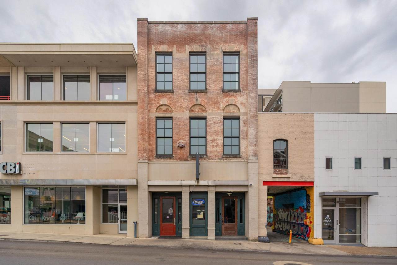 14 E 7th Street - Photo 1