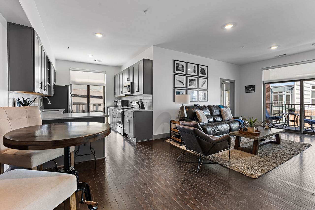 2407 8th Ave - Photo 1