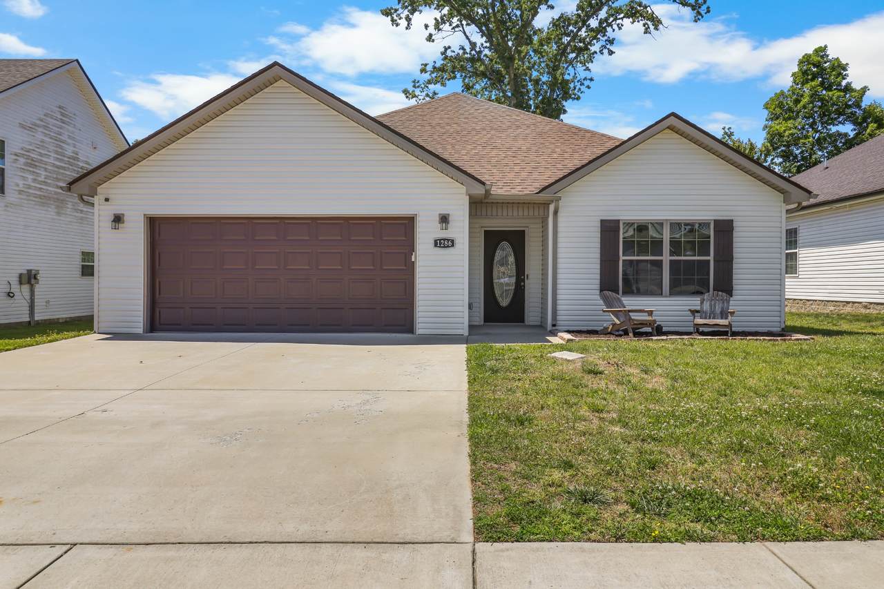 1286 Magnum Dr - Photo 1