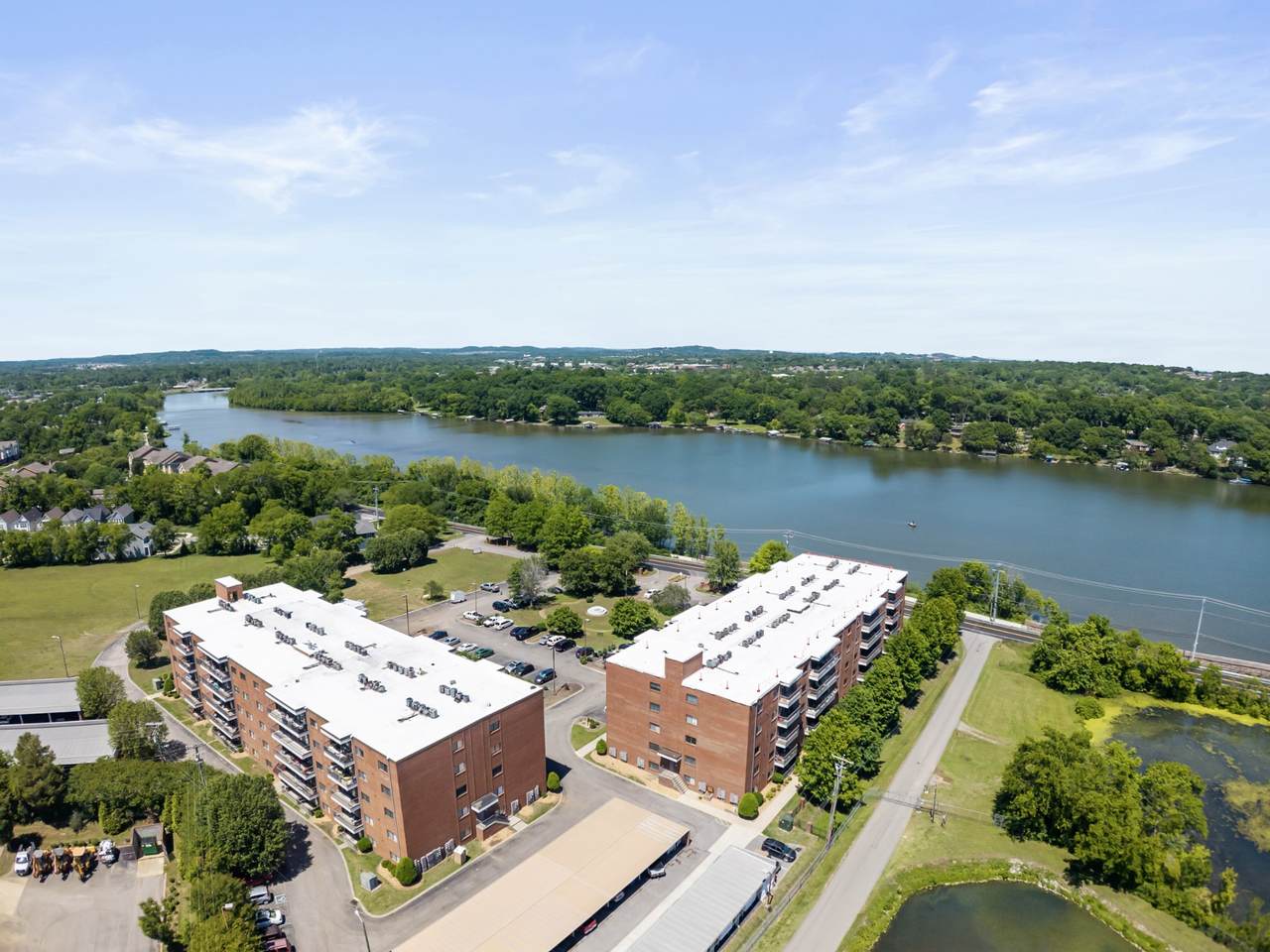 200 Sanders Ferry Rd - Photo 1
