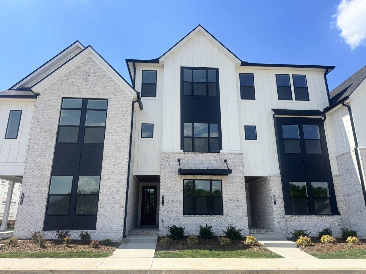 2088 Conductor Ln - Photo 1