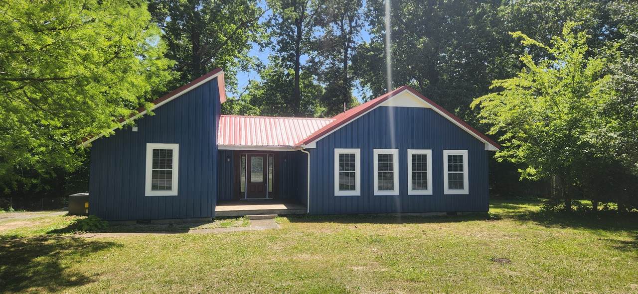 1276 Gip Manning Rd - Photo 1