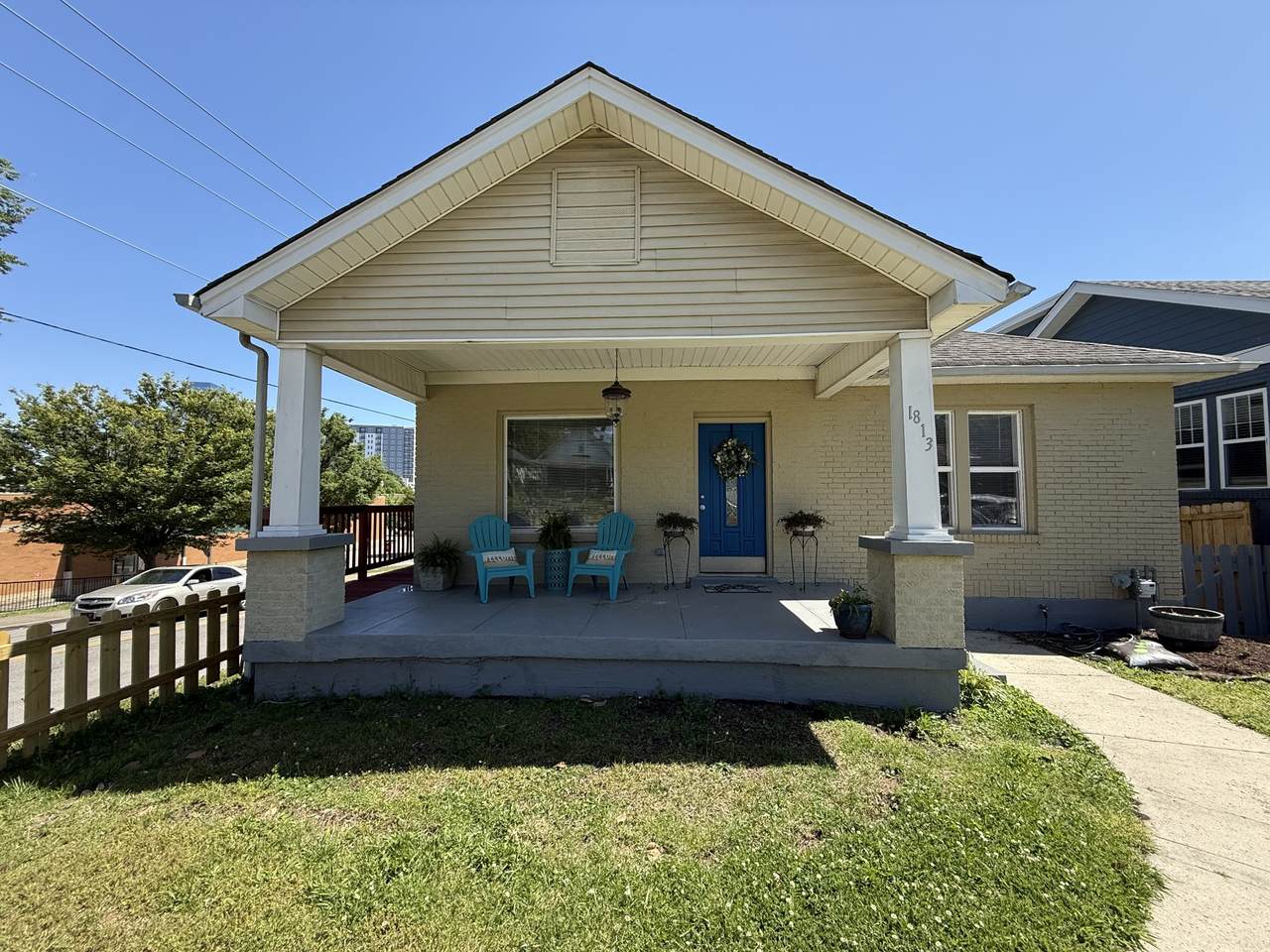 1813 Pearl St - Photo 1