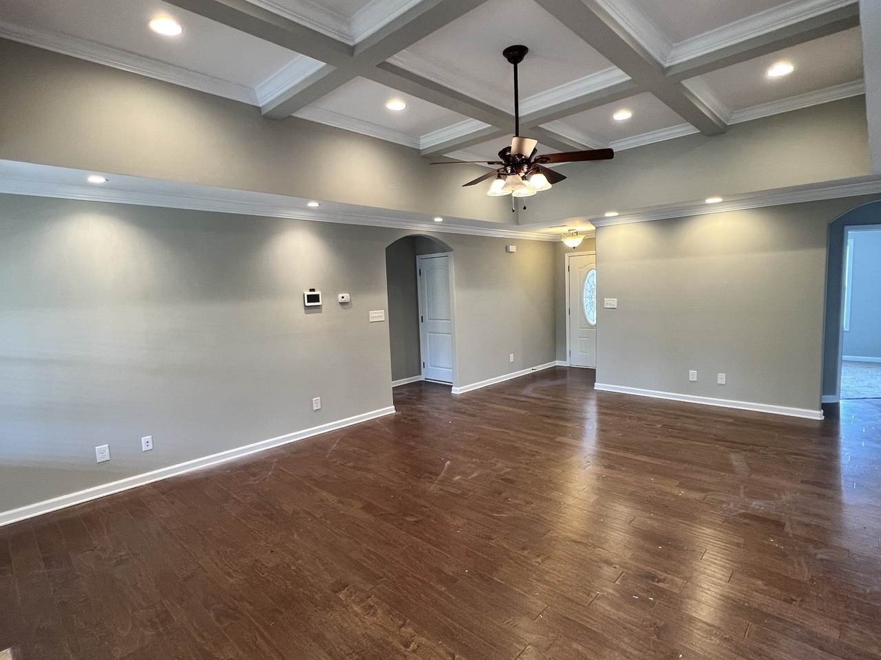 https://bt-photos.global.ssl.fastly.net/nashville/1280_boomver_1_RTC3211807-1.jpg
