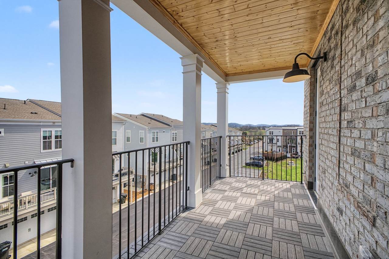 3171 Setting Sun Dr - Photo 1