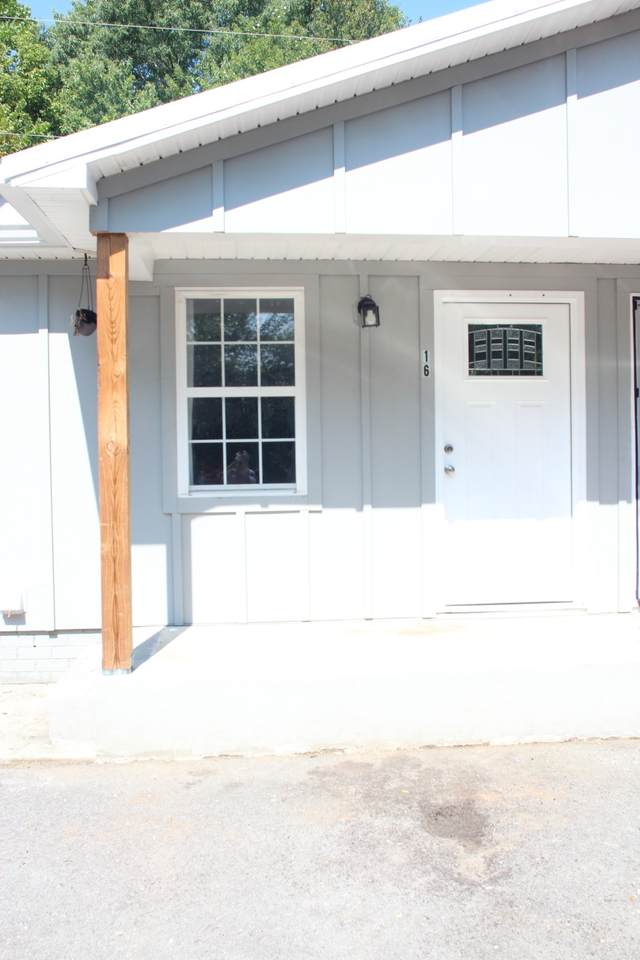 129 Cascade Ave - Photo 1