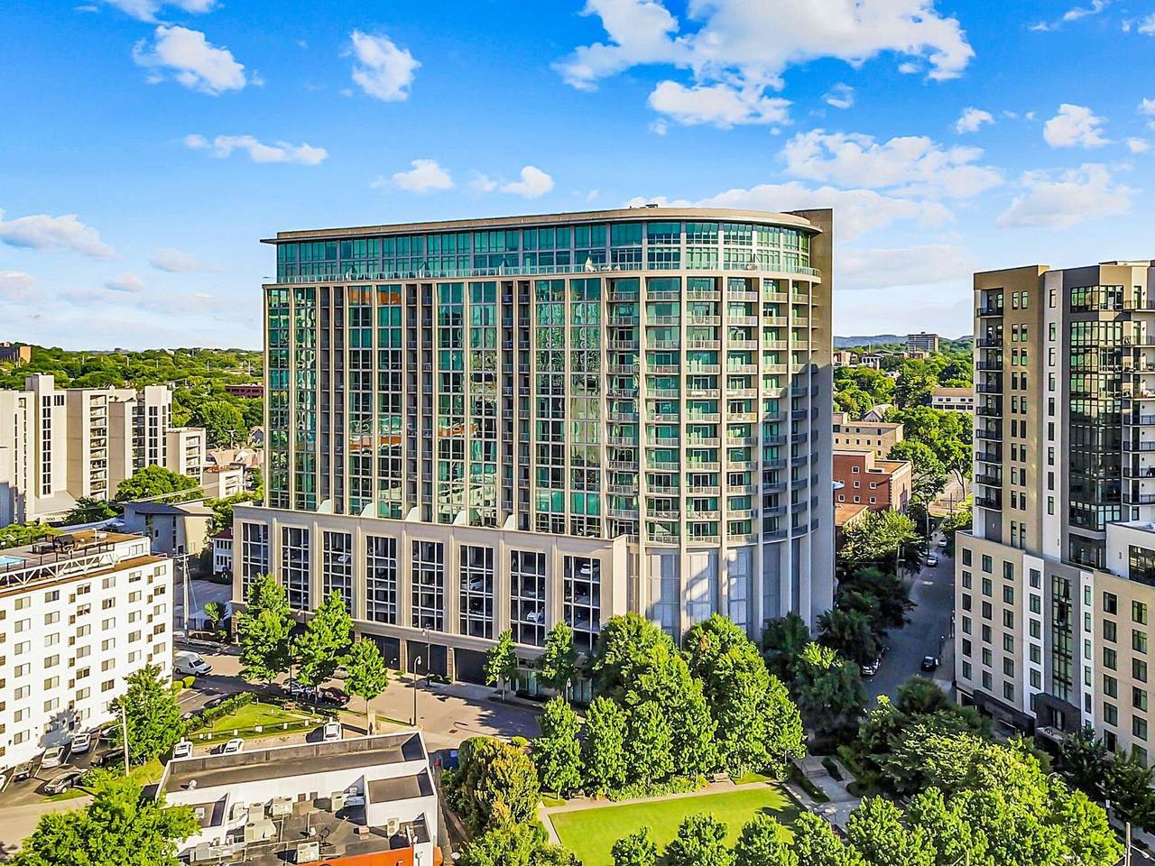 https://bt-photos.global.ssl.fastly.net/nashville/1280_boomver_1_RTC3214520-1.jpg