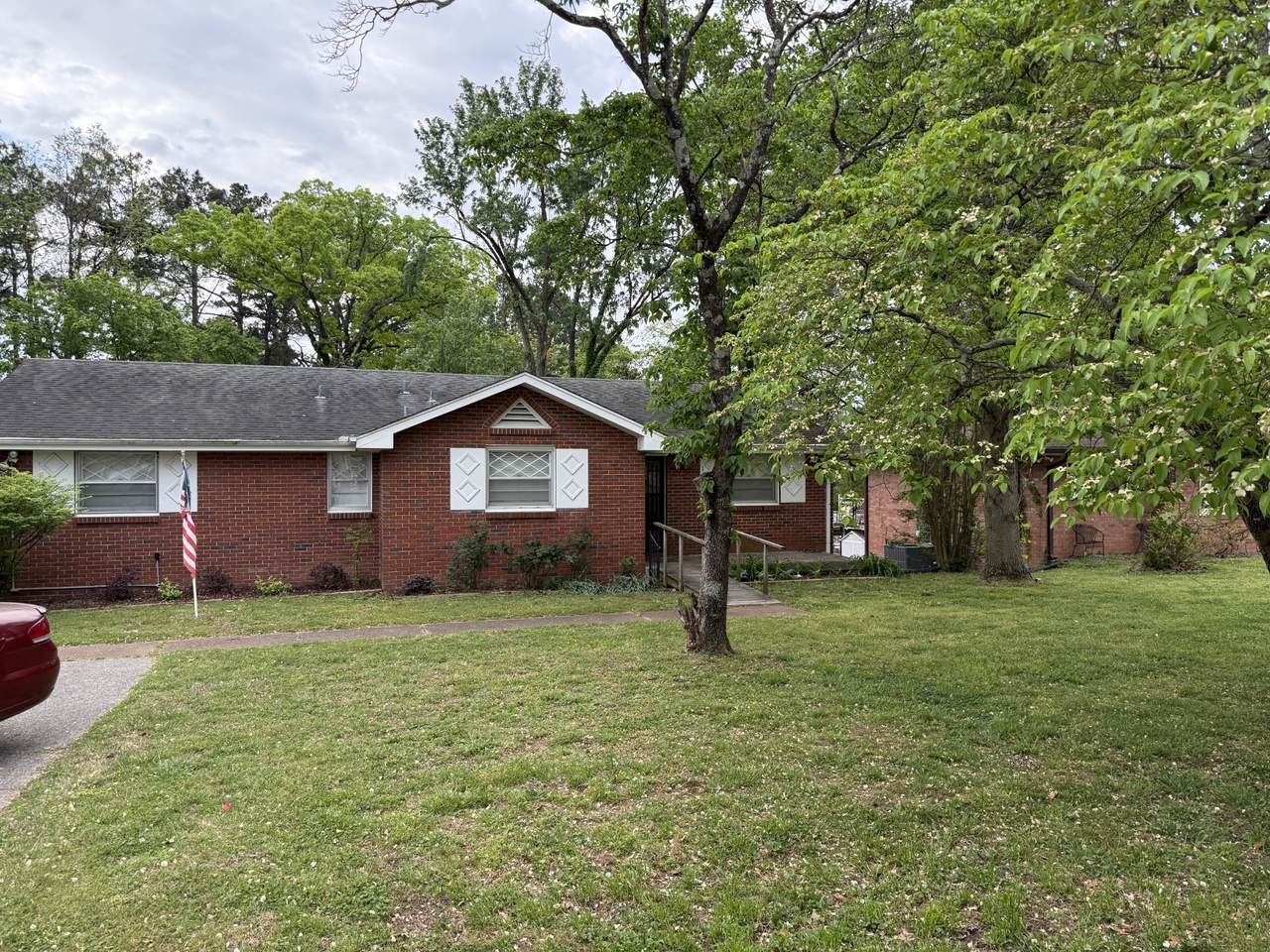 https://bt-photos.global.ssl.fastly.net/nashville/1280_boomver_1_RTC3215136-1.jpg