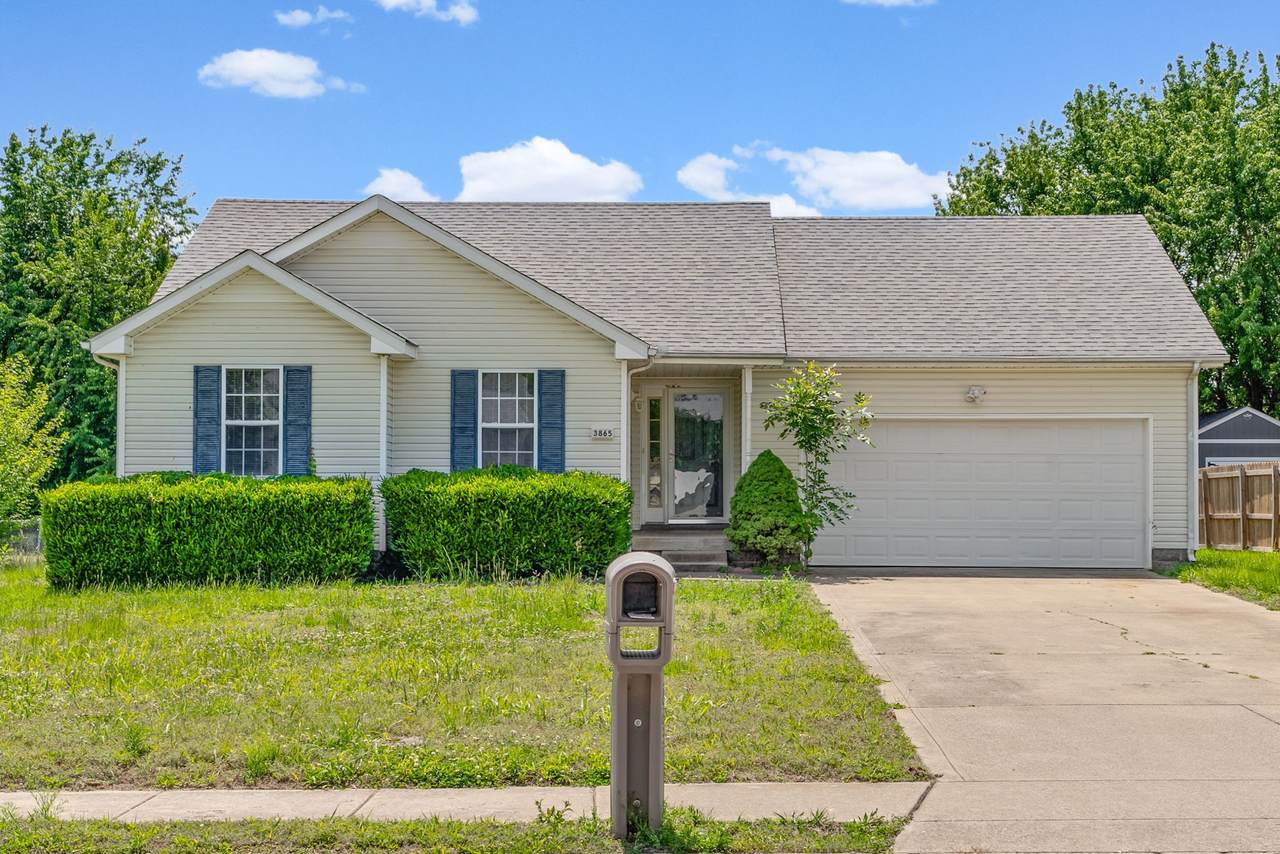 3865 Roscommon Way - Photo 1