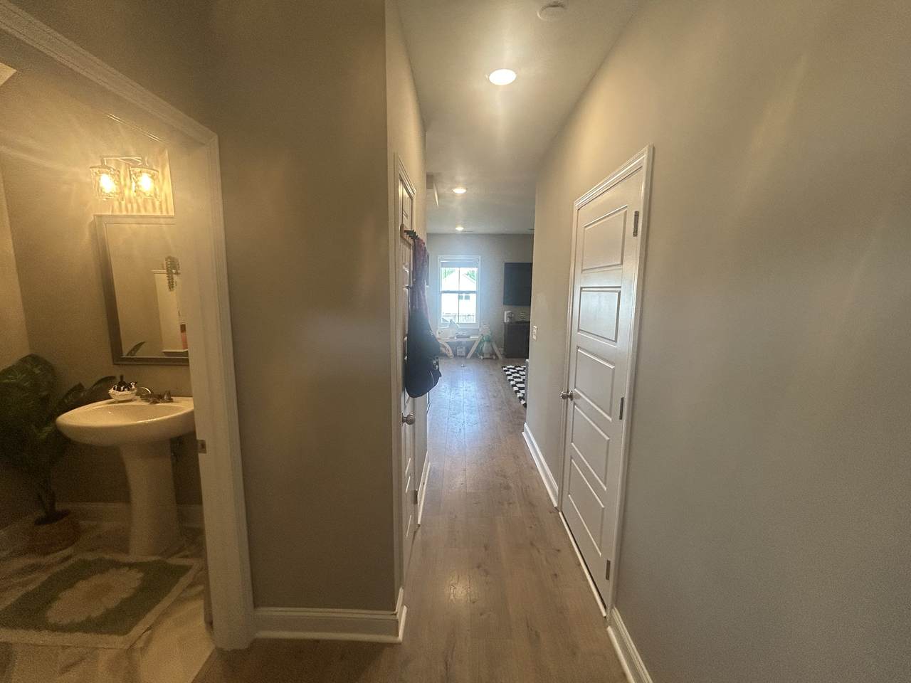 https://bt-photos.global.ssl.fastly.net/nashville/1280_boomver_1_RTC3215956-1.jpg