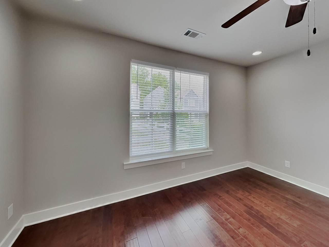 https://bt-photos.global.ssl.fastly.net/nashville/1280_boomver_1_RTC3215993-1.jpg