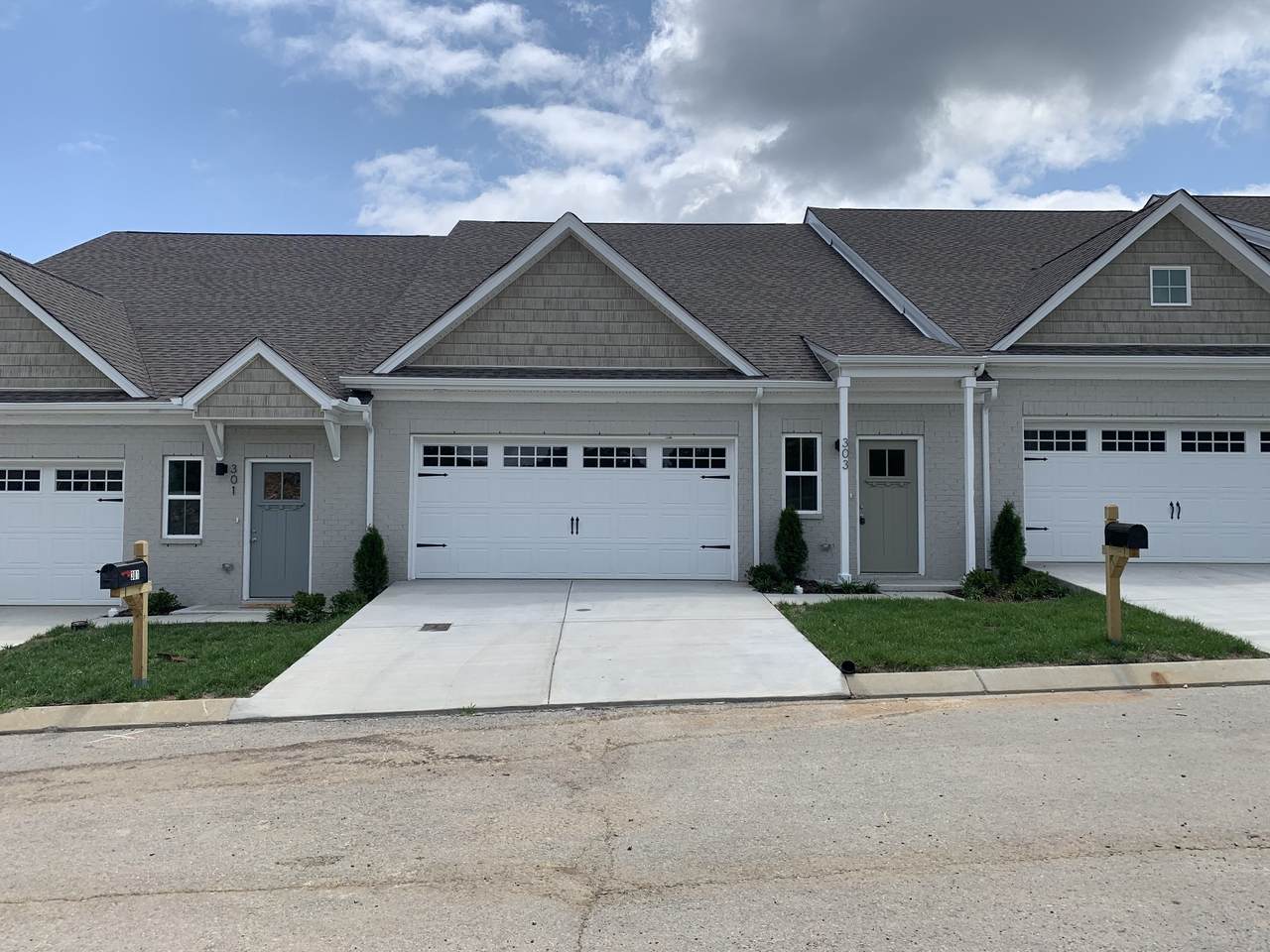 303 Annleeken Dr - Photo 1
