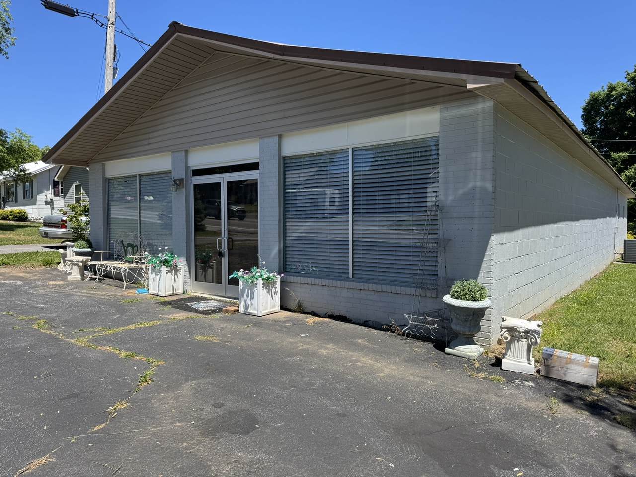 https://bt-photos.global.ssl.fastly.net/nashville/1280_boomver_1_RTC3216349-1.jpg